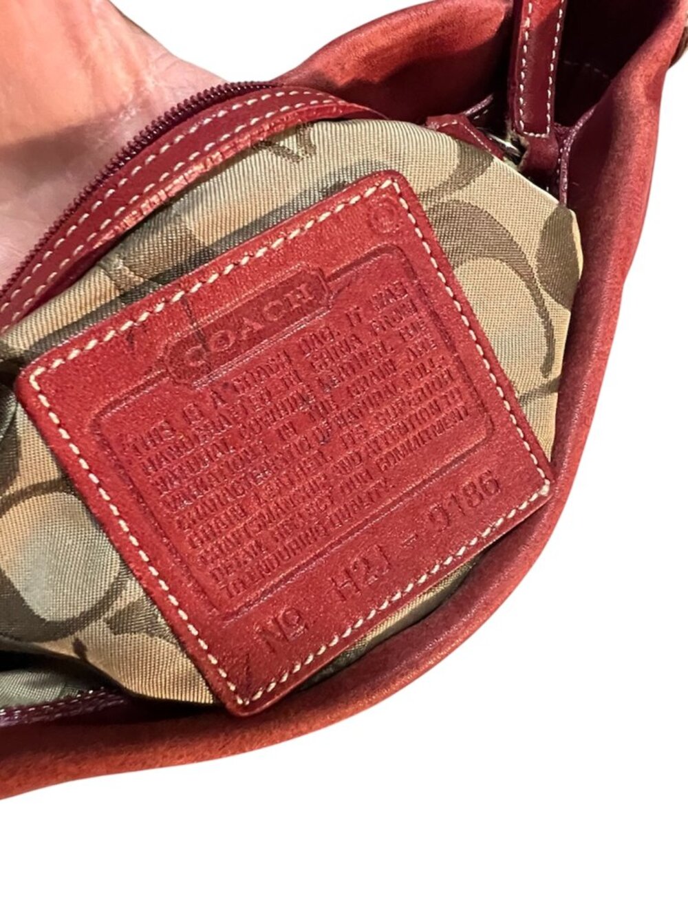 Vintage Y2K Coach Soho Legacy 9186 Red Glove Tanned Leather Bucket Shoulder Bag - Picture 8 of 16